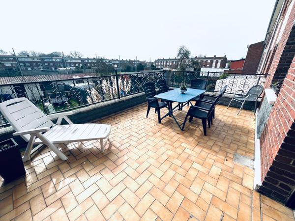 MAISON GARAGE JARDIN 4 CHAMBRES