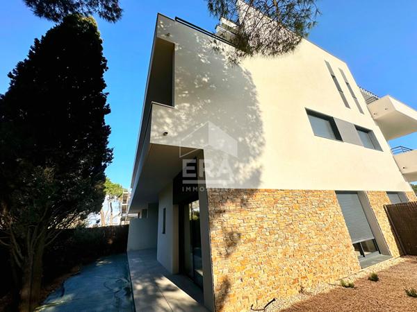 A vendre - Mas Vermeil - Appartement neuf - Deux chambres - terrasse et jardin