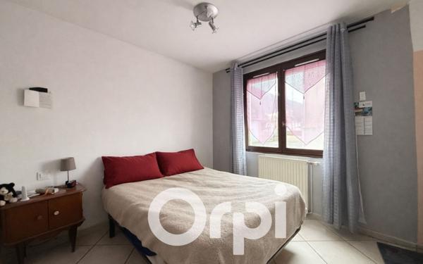 Appartement à vendre    4 pièces • 60,96 m2 Froges