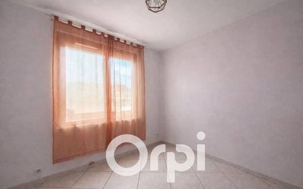 Appartement à vendre    4 pièces • 60,96 m2 Froges