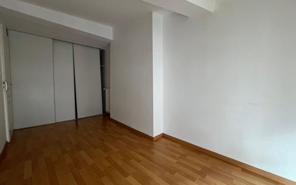 Appartement à louer    2 pièces • 67 m2 Mâcon