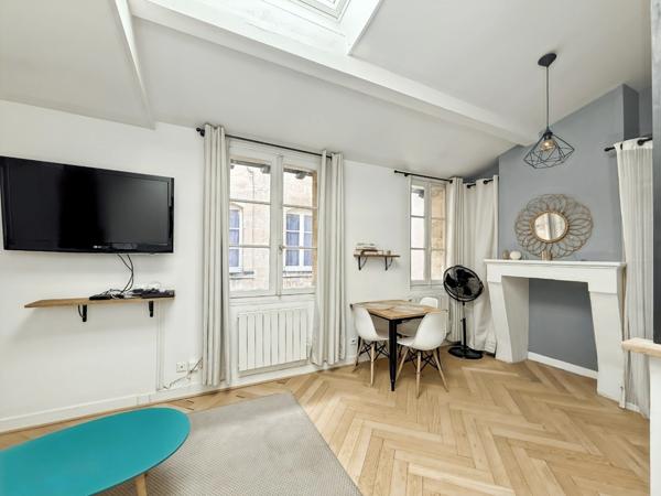 Charmant studio au calme - Place du parlement - Quartier Saint Pierre