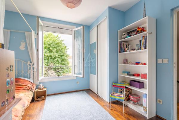 Vaste maison familiale - Orangerie