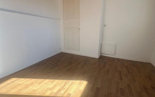 Appartement à louer    3 pièces •  Coulommiers