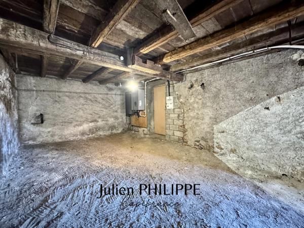 Maison à vendre 5 pièces SAINT LAURENT DU CROS (05)