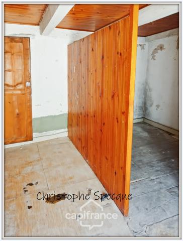 Immeuble à vendre BESSE ET SAINT ANASTAISE (63)