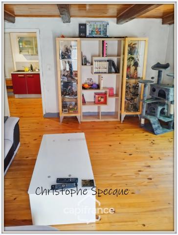 Immeuble à vendre BESSE ET SAINT ANASTAISE (63)