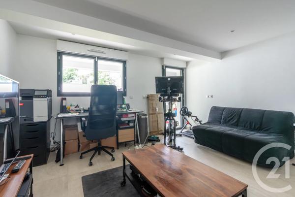 Maison à vendre  6 pièces - 213 m 2   BRY SUR MARNE  - 94
