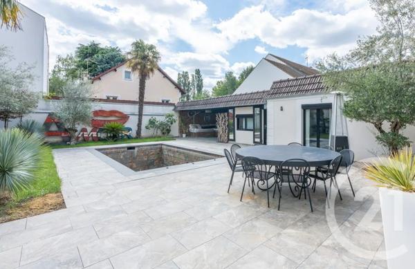 Maison à vendre  6 pièces - 213 m 2   BRY SUR MARNE  - 94