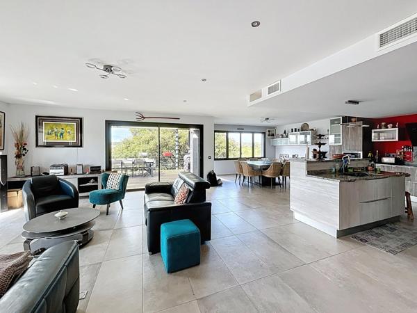 Villa avec vue panoramique sur le golf de Juvignac