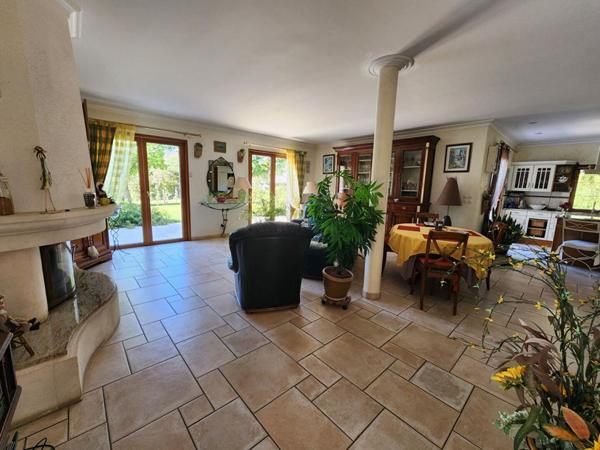 Maison Esvres 7 pièce(s) 246 m2