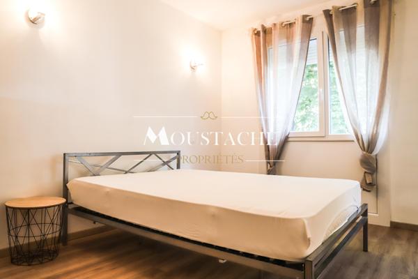 BEL APPARTEMENT - PROCHE COMMERCES DE ROYAN -