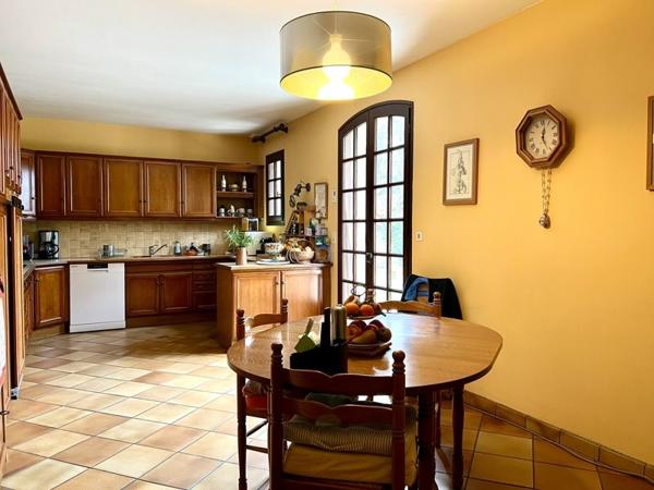 Maison à vendre |  Chancelade |  8 pièces | 190 m²