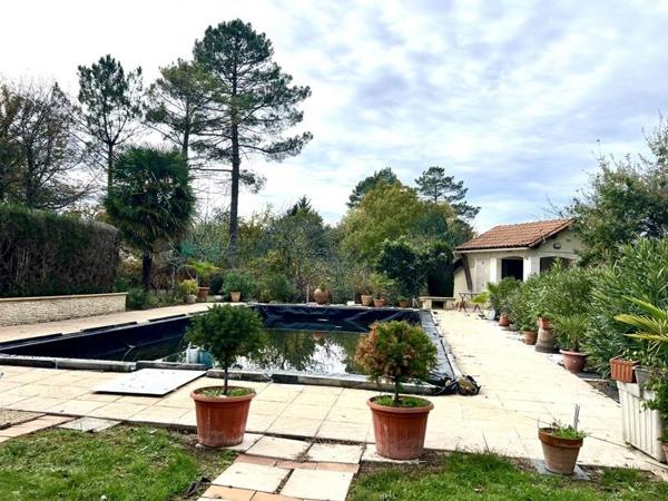 Maison à vendre |  Chancelade |  8 pièces | 190 m²