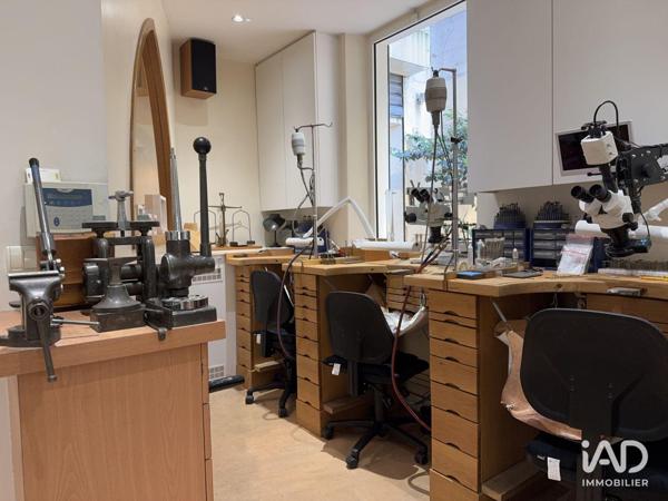 Boutique/Local commercial à vendre 80 m² Paris 16