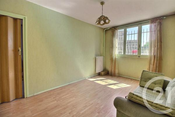 Appartement F2 à vendre  2 pièces - 40,72 m 2   PANTIN  - 93
