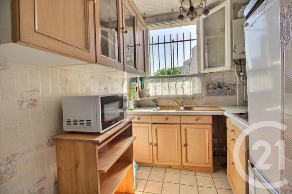 Appartement F2 à vendre  2 pièces - 40,72 m 2   PANTIN  - 93