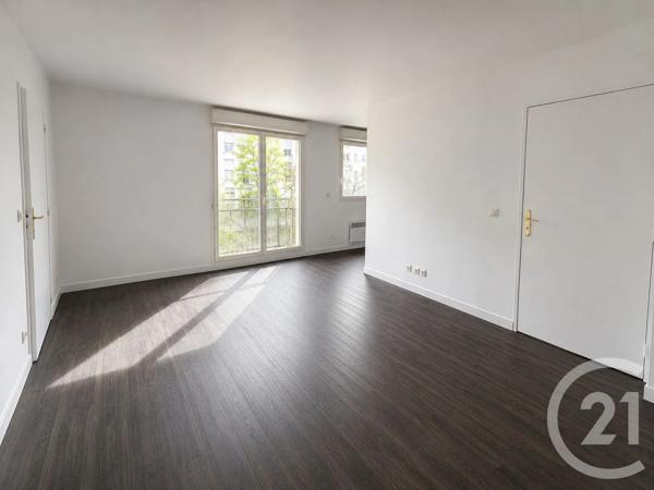Appartement F2 à vendre  2 pièces - 40,72 m 2   PANTIN  - 93