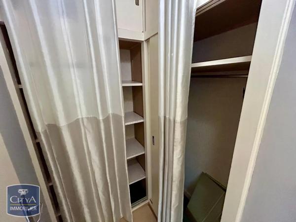 Appartement à louer 1 pièce 27.9m² Maurepas (78310)