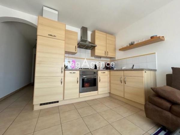 Appartement à HYERES, 83400 - 2 pièces 33m²