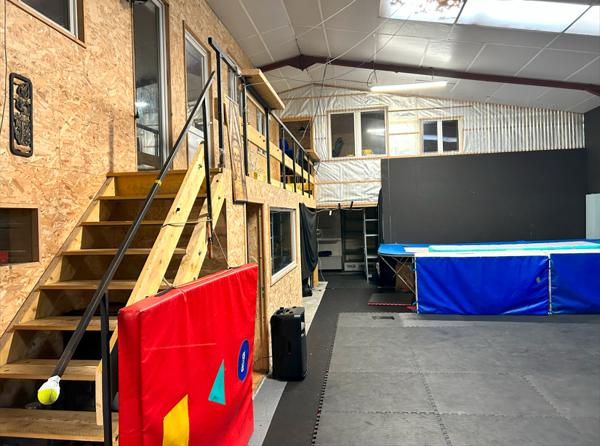 Achat local commercial Bordeaux - 8 pièce(s) - 938 m² - 822 000 €