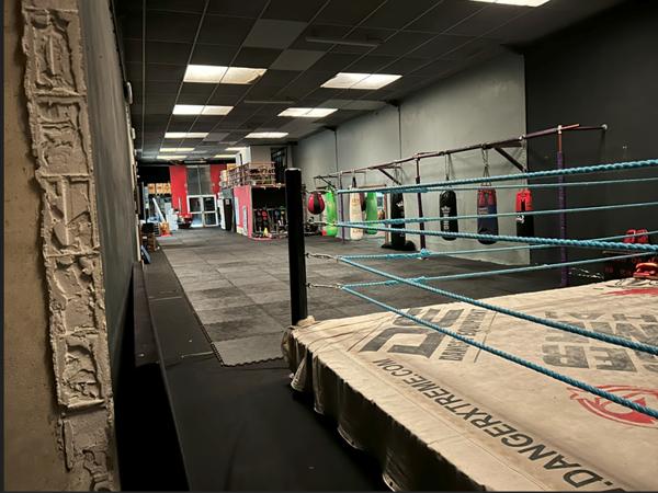 Achat local commercial Bordeaux - 8 pièce(s) - 938 m² - 822 000 €