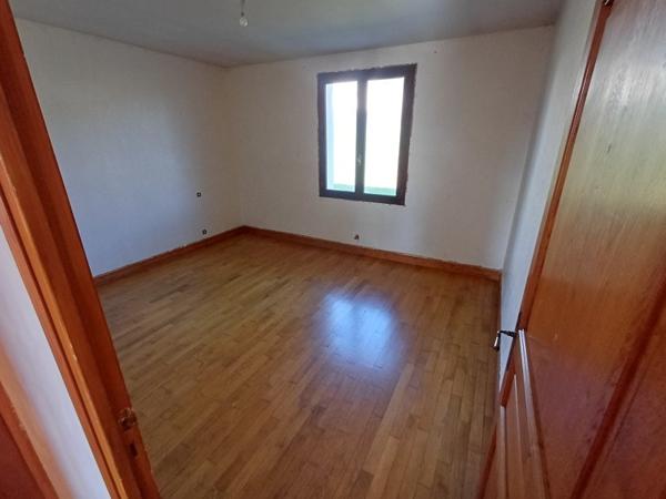 Maison à vendre |  Saint-Laurent-les-Tours |  5 pièces | 145 m²