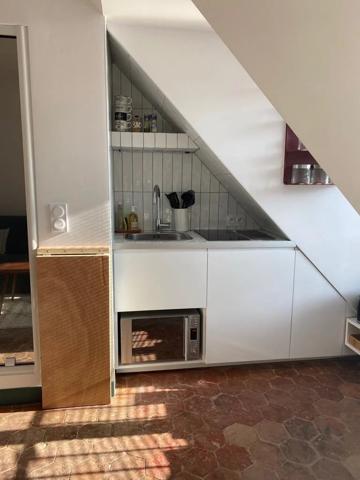 # Appartement – 20m² – Paris 8ème