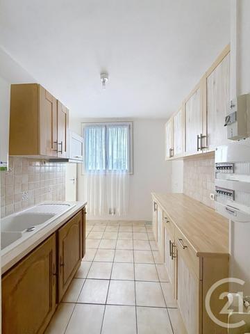 Appartement F3 à vendre  3 pièces - 66 m2 ST JEAN DE LA RUELLE - 45