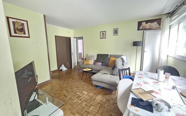 Appartement à vendre    4 pièces • 65,32 m2 Aubergenville
