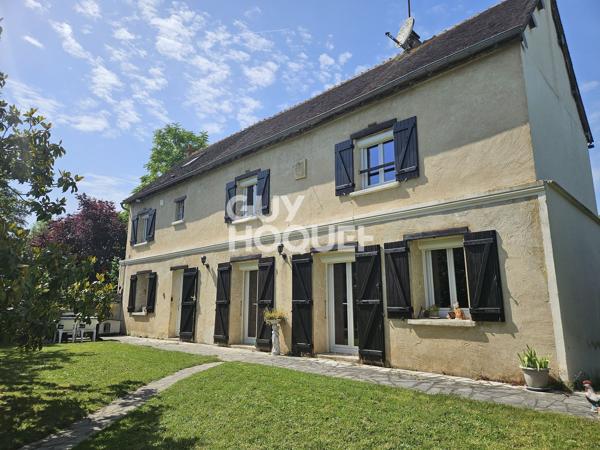 4 CHAMBRES, DÉPENDANCE ET GARAGE DOUBLE