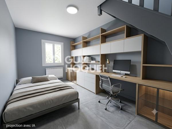 4 CHAMBRES, DÉPENDANCE ET GARAGE DOUBLE
