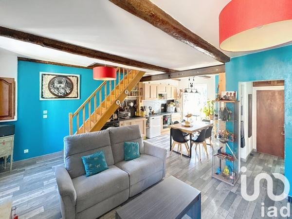 Appartement 3 pièces de 66 m² à Saint-Martin-Vésubie (06450)