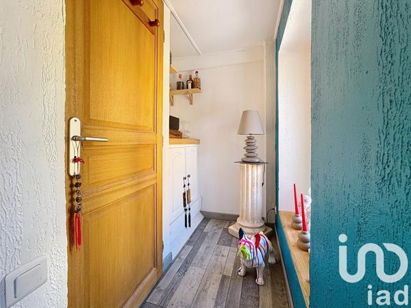 Appartement 3 pièces de 66 m² à Saint-Martin-Vésubie (06450)