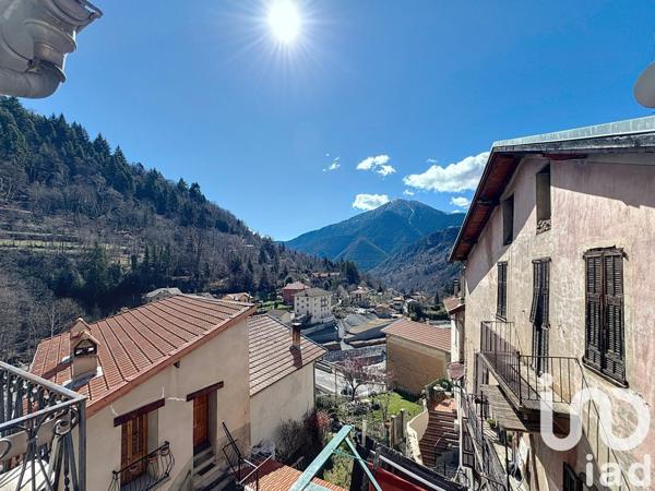 Appartement 3 pièces de 66 m² à Saint-Martin-Vésubie (06450)