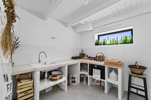 Mas ancien entièrement rénovée de 350m2 - Châteaurenard (Alpilles)