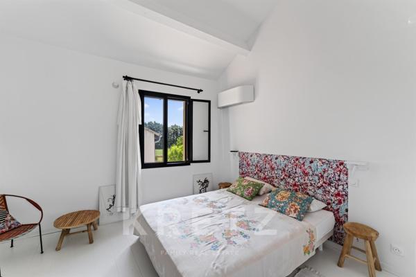 Mas ancien entièrement rénovée de 350m2 - Châteaurenard (Alpilles)