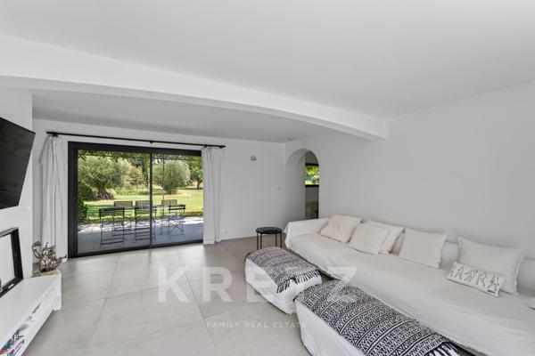 Mas ancien entièrement rénovée de 350m2 - Châteaurenard (Alpilles)