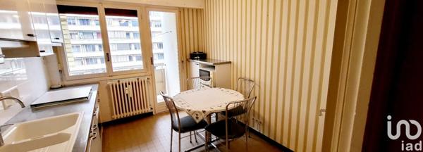 Appartement 5 pièces de 92 m² à Chambéry (73000)