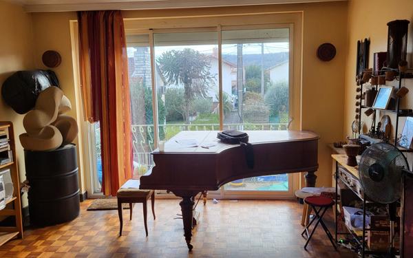 Maison à vendre    6 pièces •  Albi