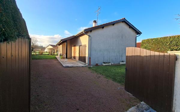 Maison à vendre    5 pièces • 105 m2 Péronnas