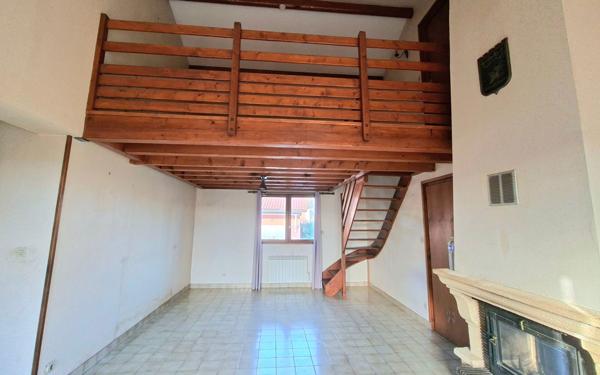 Maison à vendre    5 pièces • 105 m2 Péronnas