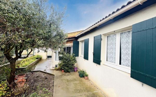 Maison à vendre    4 pièces •  Uchaud