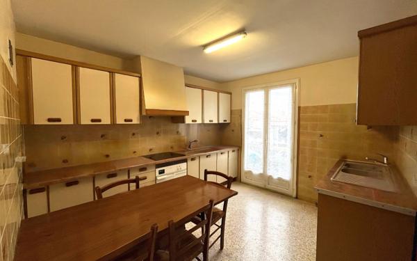 Maison à vendre    4 pièces •  Uchaud