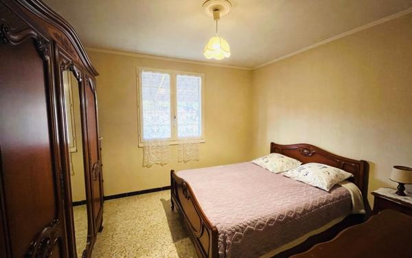 Maison à vendre    4 pièces •  Uchaud