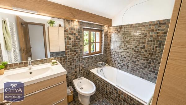 Maison à vendre 4 pièces 126m² Mandelieu-la-Napoule (06210)