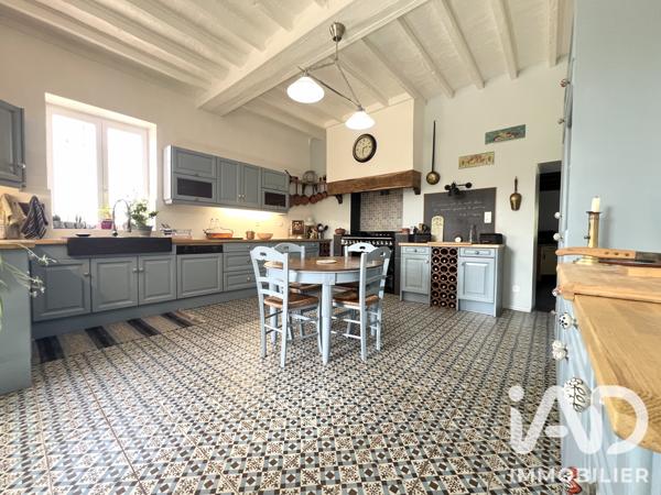 Maison à vendre 9 pièces 244 m² Blandouet-Saint Jean