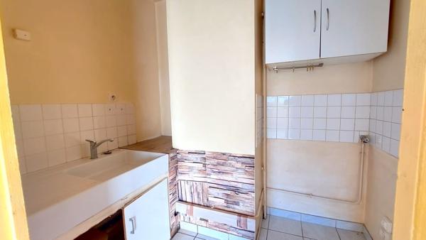 Appartement t2 limite clermont-chalmalières