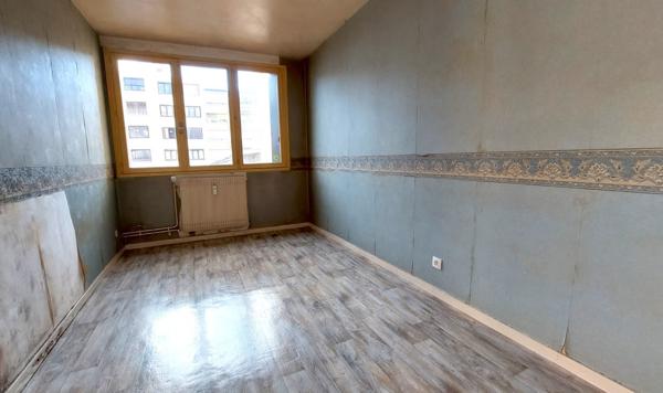 Appartement t2 limite clermont-chalmalières