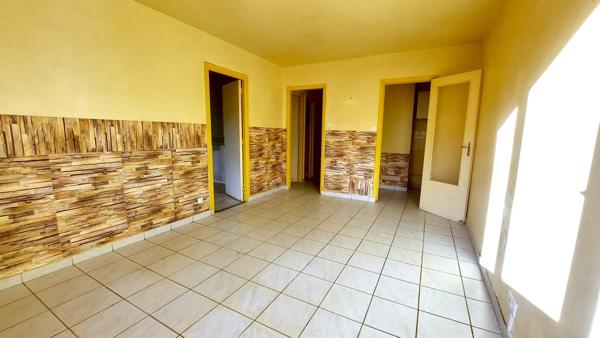 Appartement t2 limite clermont-chalmalières